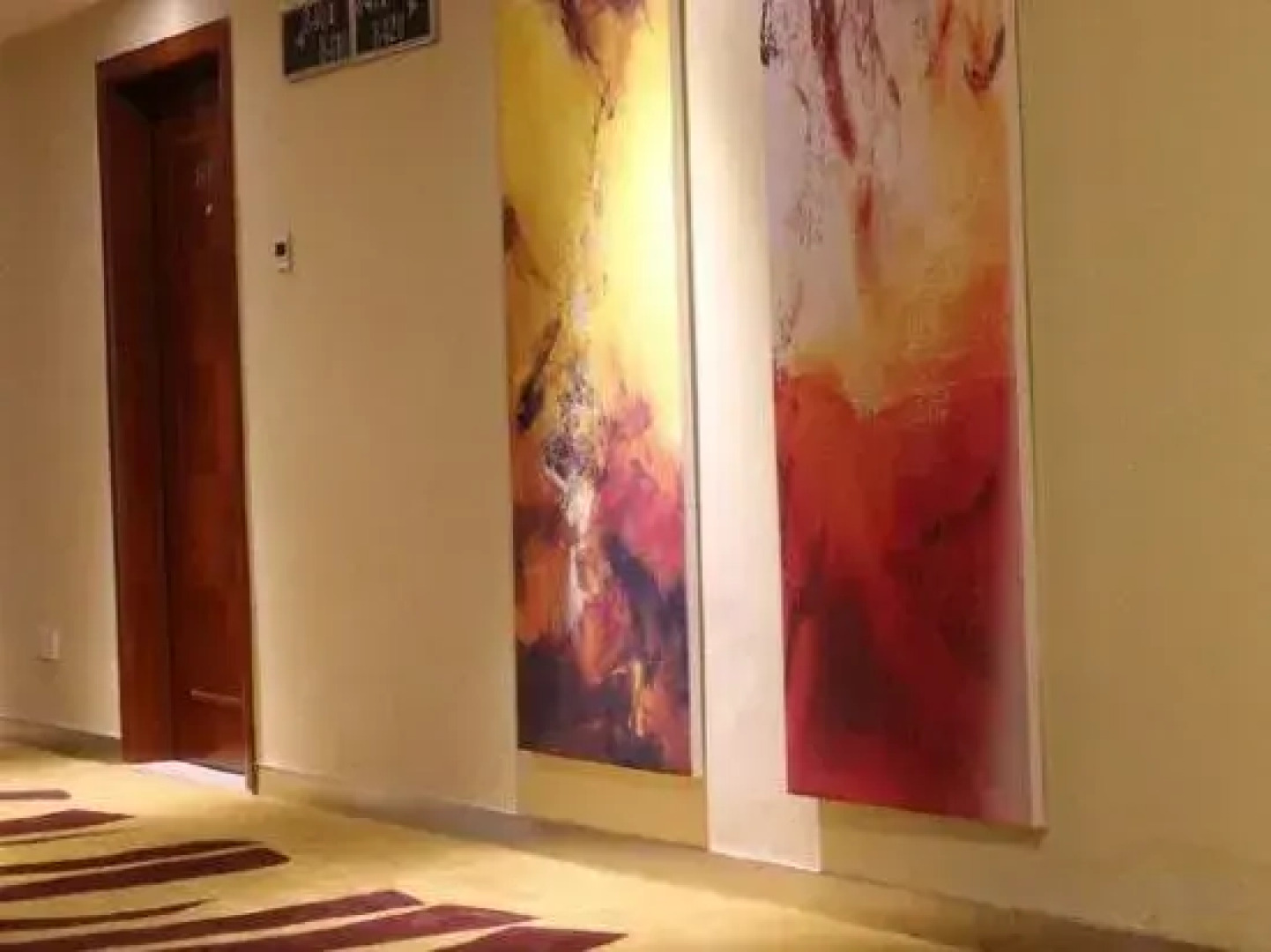 Sunshine Holiday Hotel