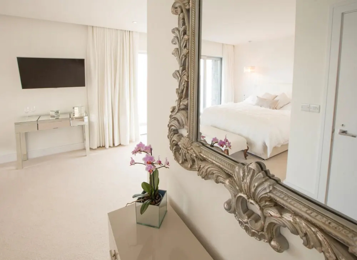 Seascape by Platinum Retreats