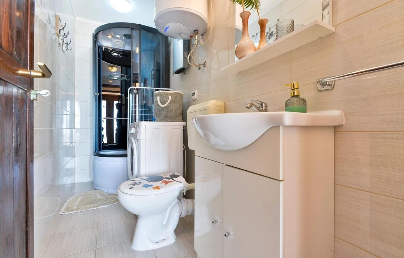 Awesome Home in Krapinske Toplice With Sauna, Wifi and 2 Bedrooms