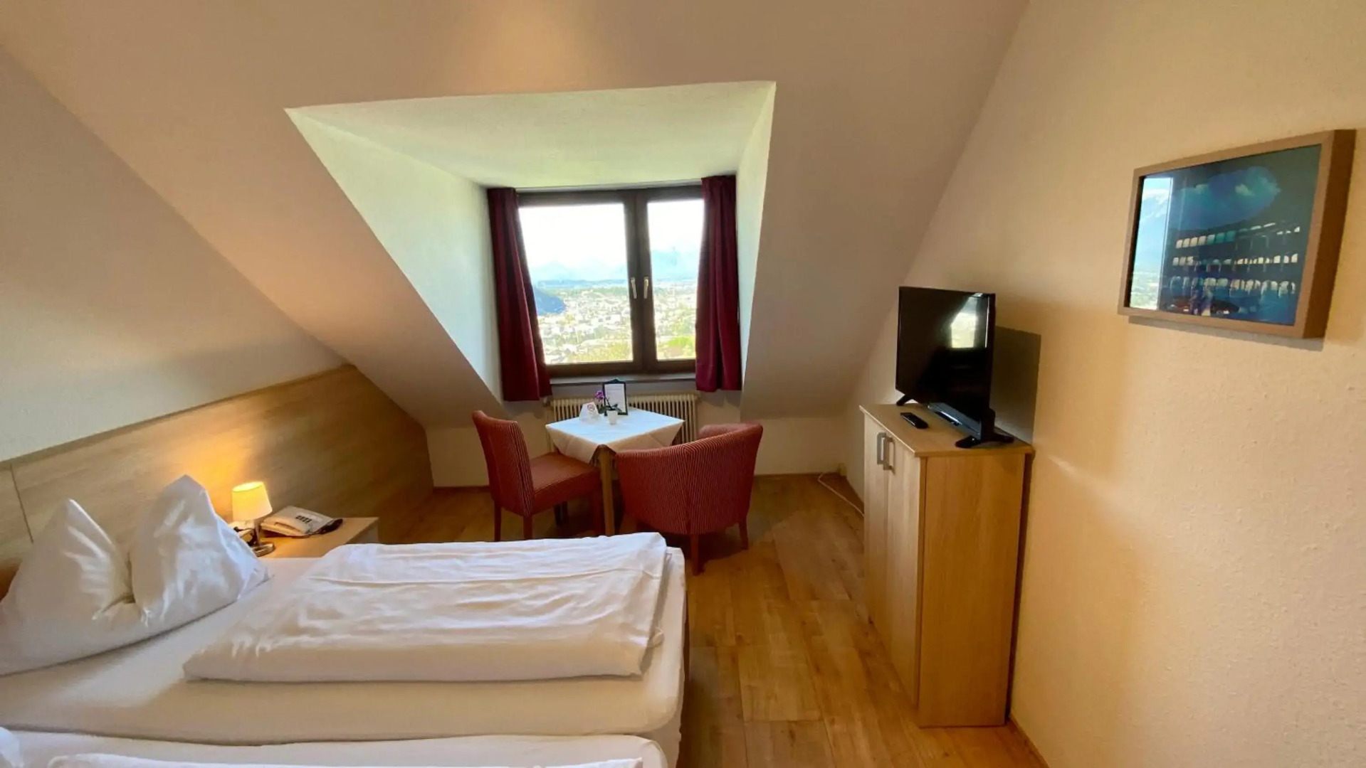 Hotel Schöne Aussicht