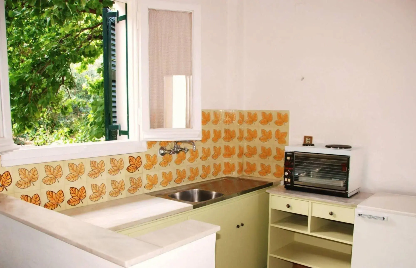 Anna Apartments