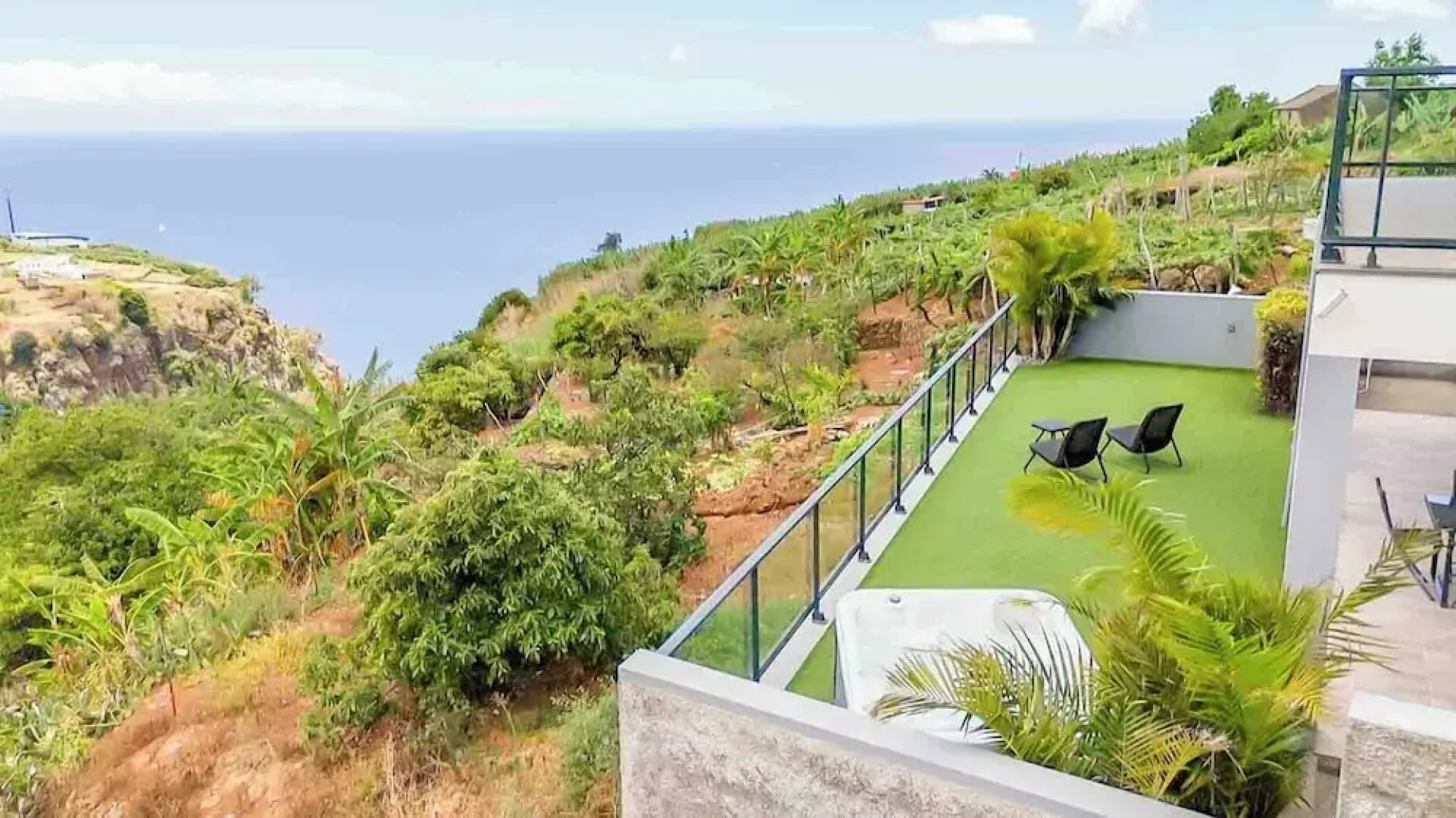 1Br House - Garden & Jacuzzi- Calheta