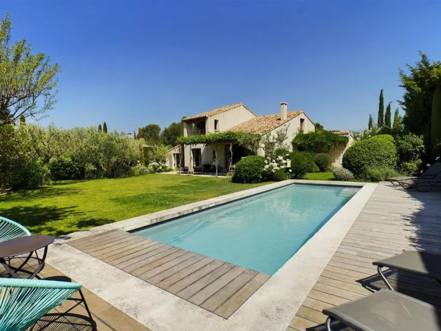 Maison Eygalières, 5 pièces, 6 personnes - FR-1-599-16