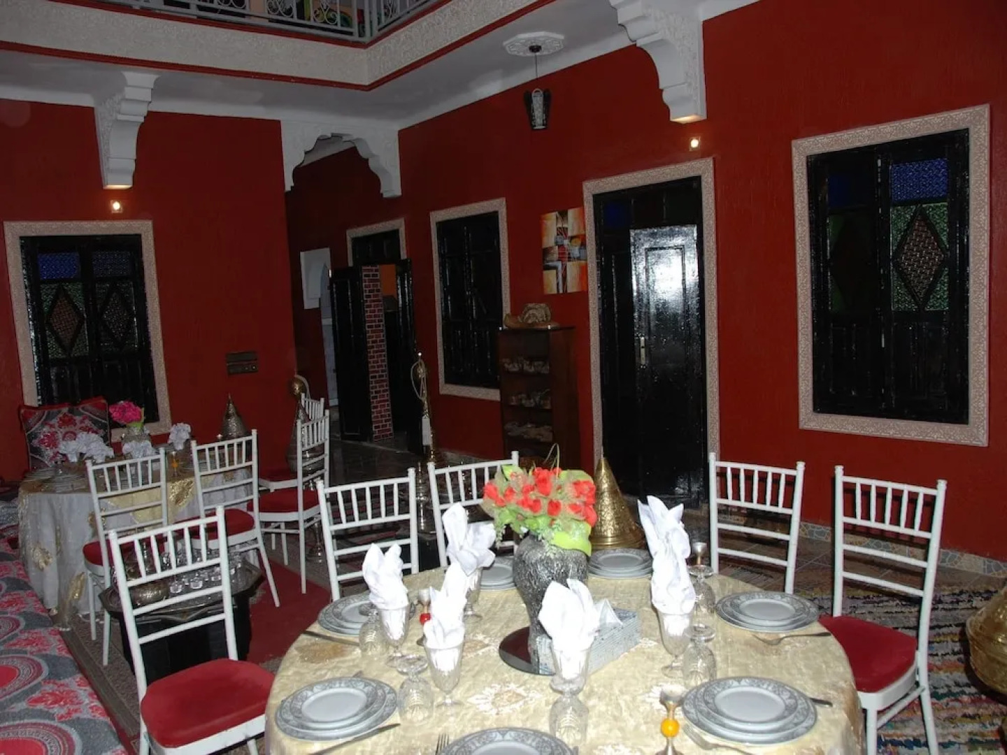 Red Castle Hostel - Backpacker