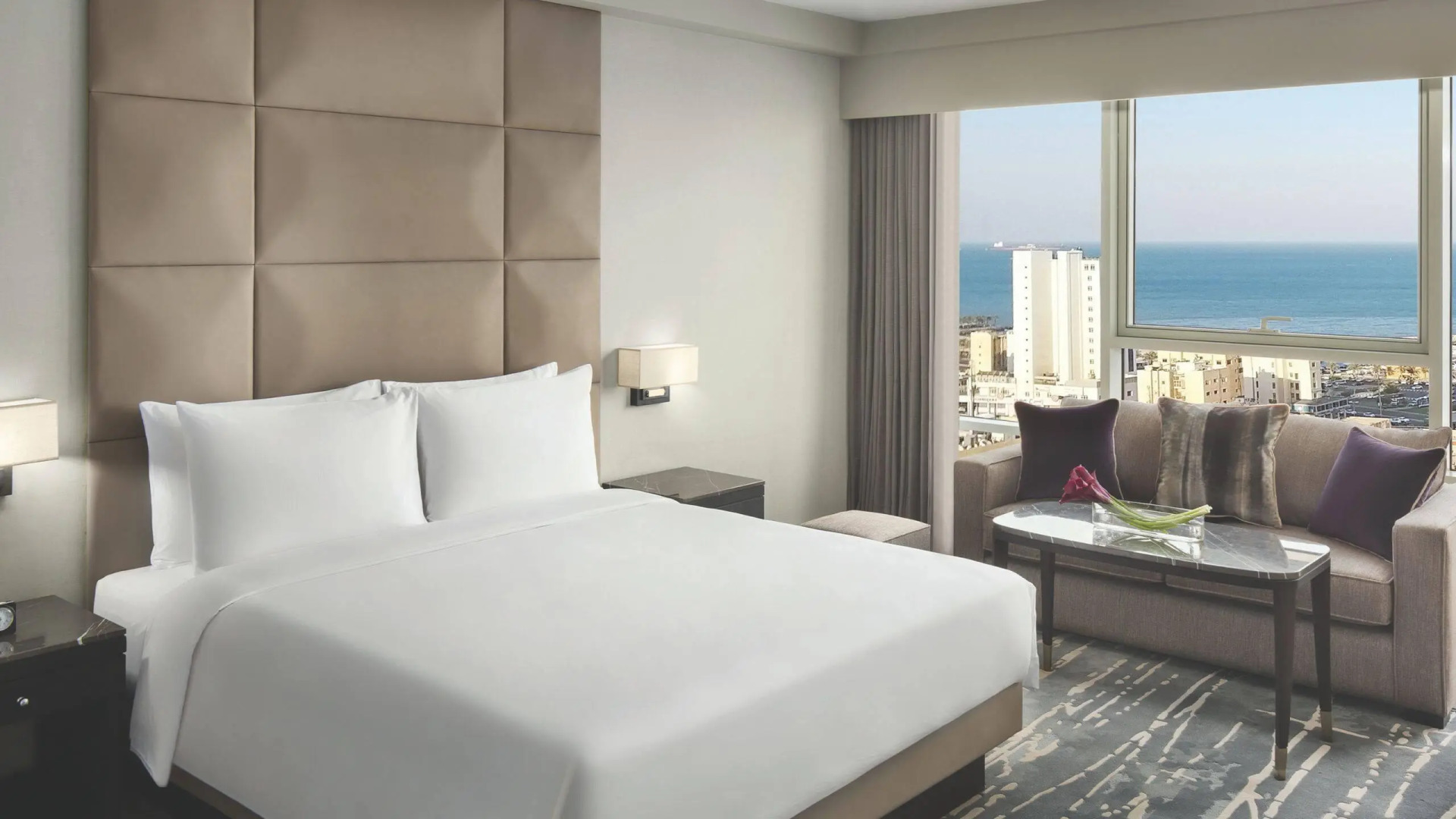 Hyatt Regency Al Kout Mall