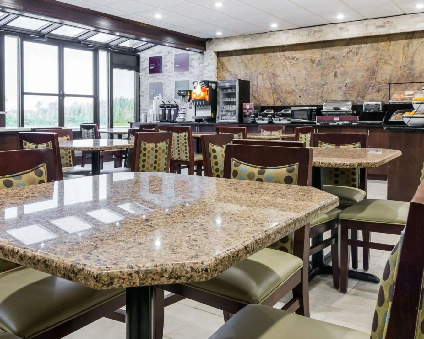 Comfort Inn Metro Airport