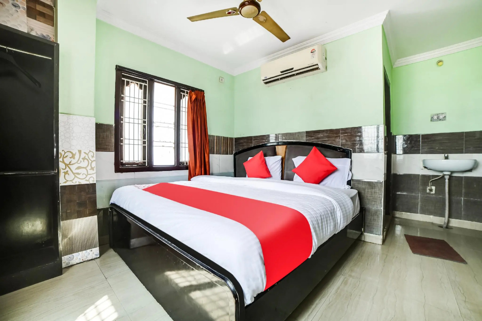 OYO 67287 Dkr Regency