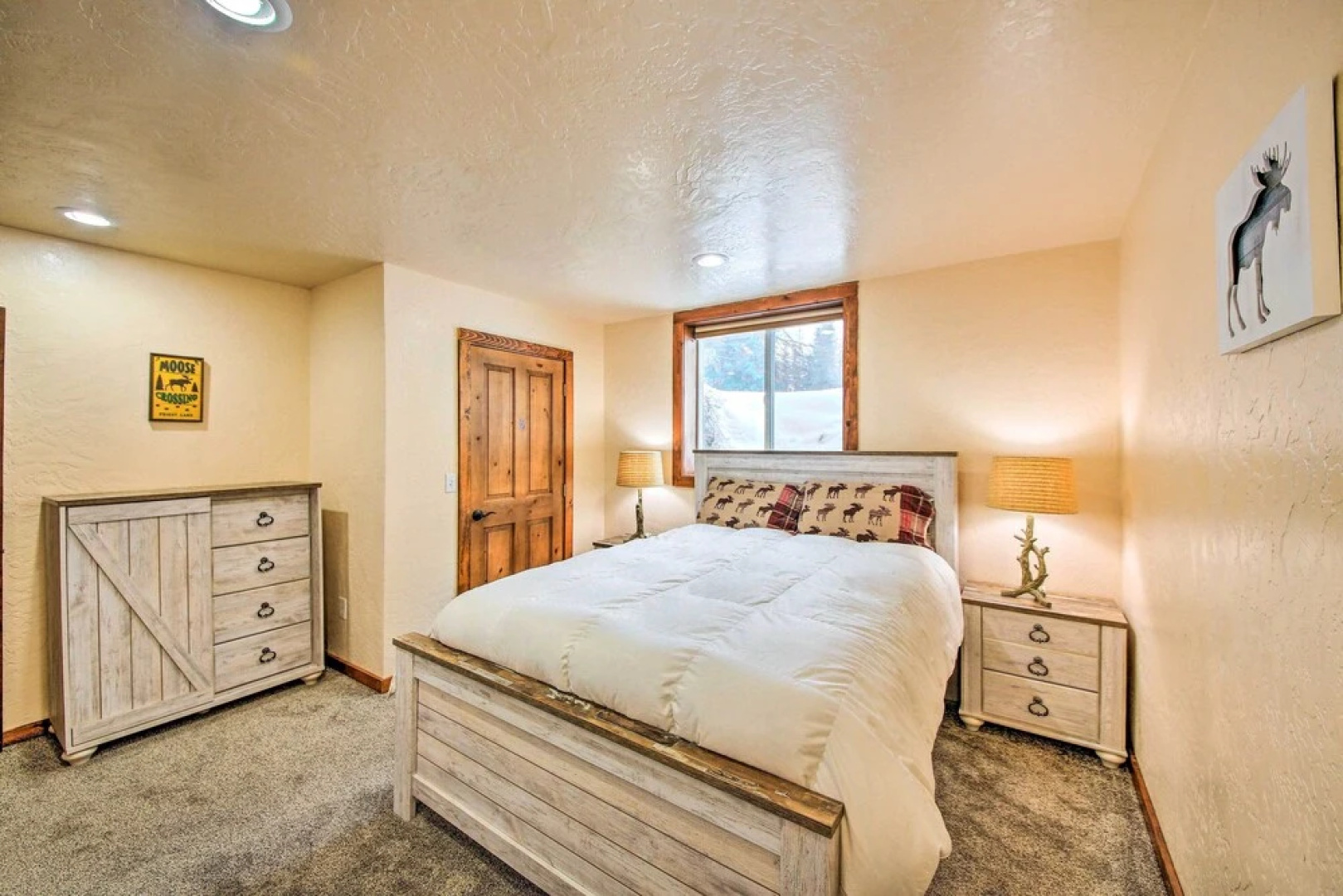 Priest Lake Apartment Near Hiking Trails!