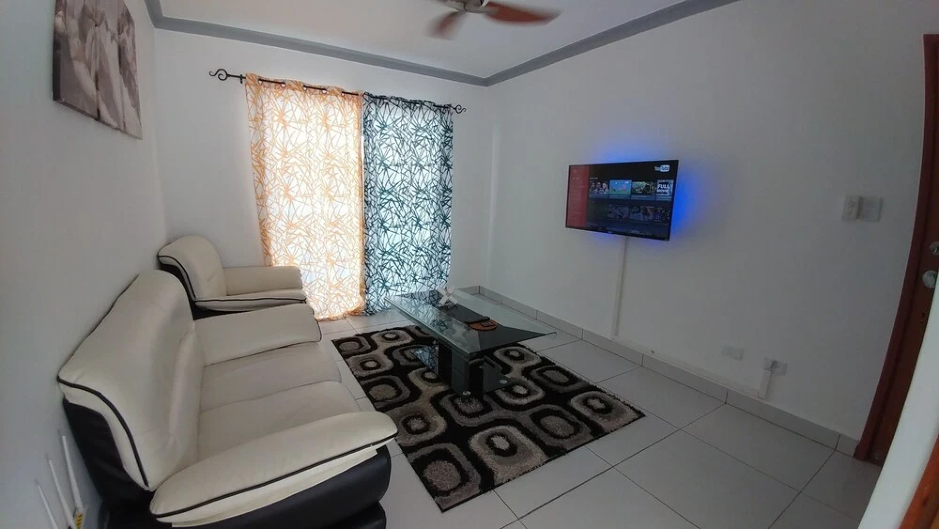 Tropical Condo BBQ Pool 5min to Airport