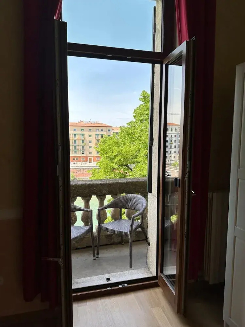 Lady Verona Residence