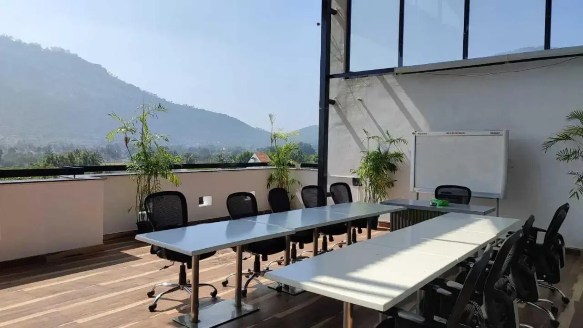 Saffronstays Mountain Nest