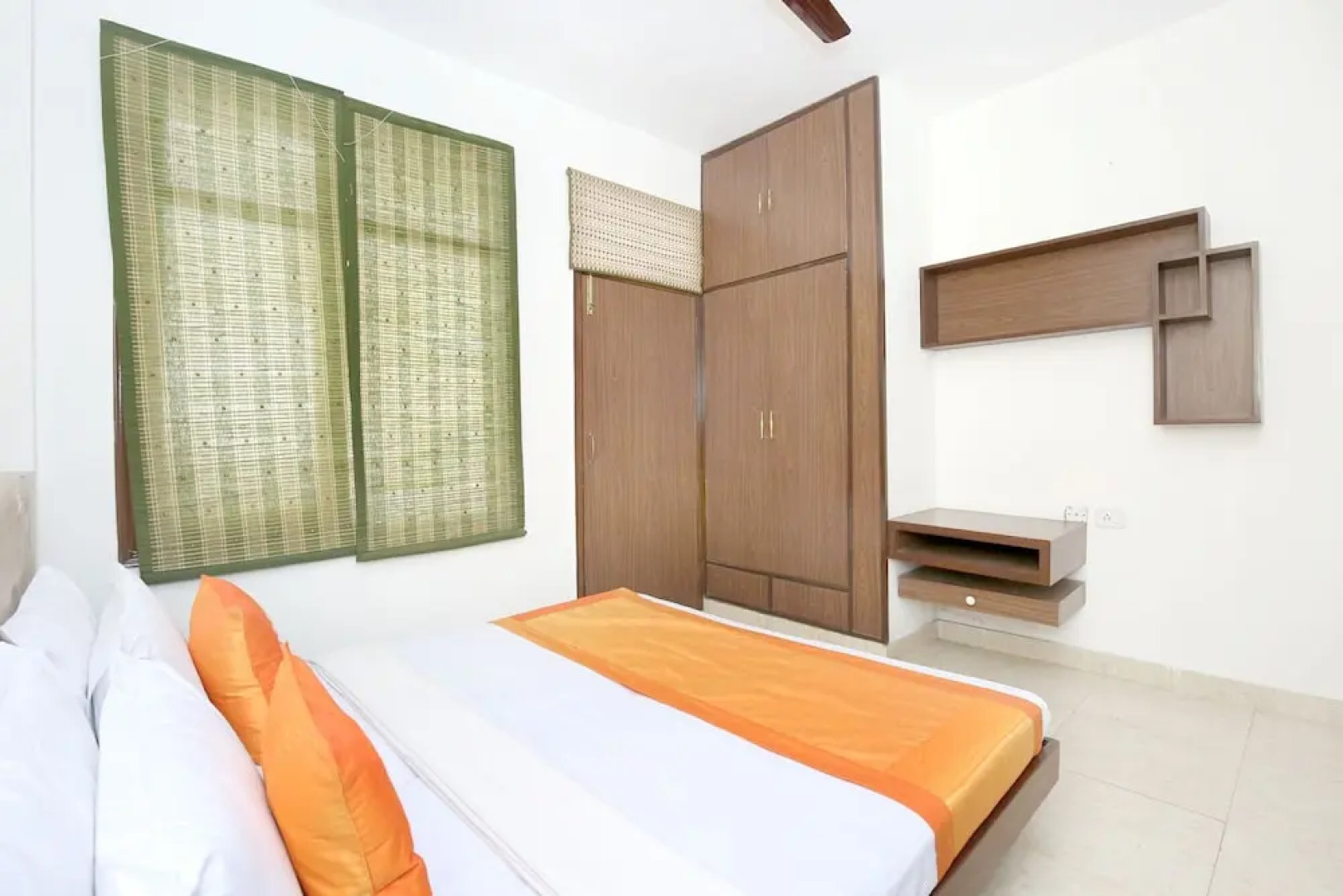 OYO 10985 Home Spacious 1BHK Barog