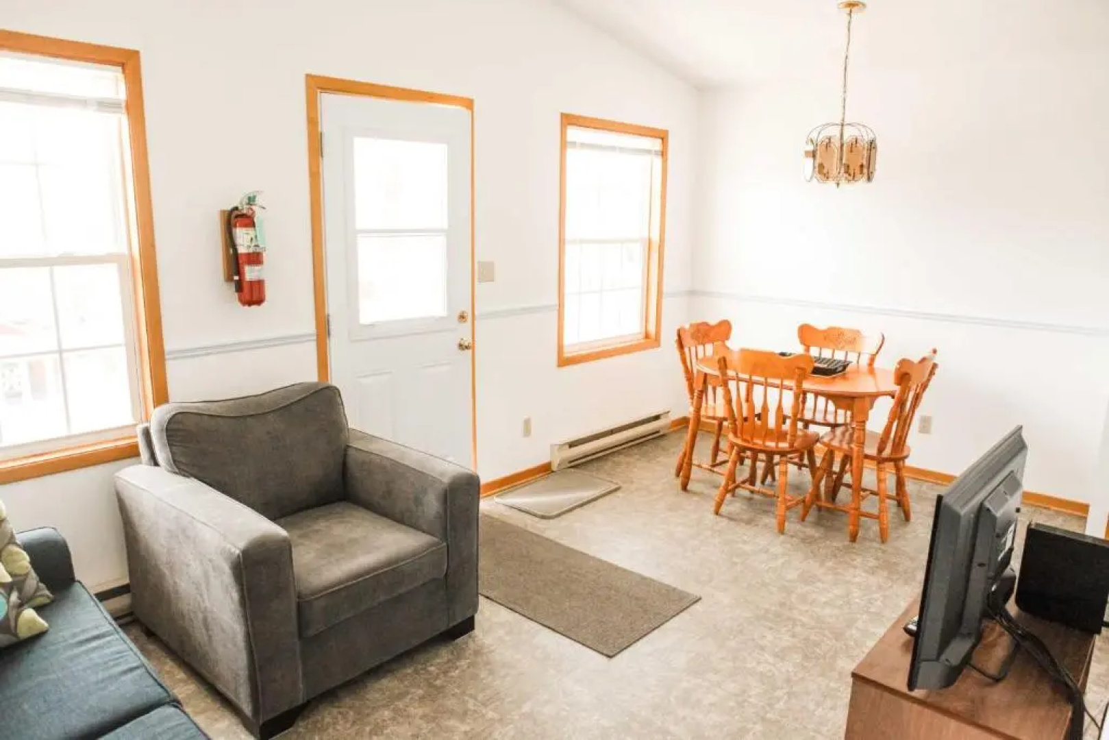 Peck's Housekeeping Cottages