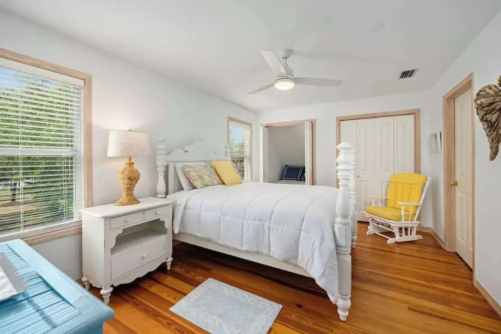 Secluded Waterfront Retreat for 23 Dock, Pets OK