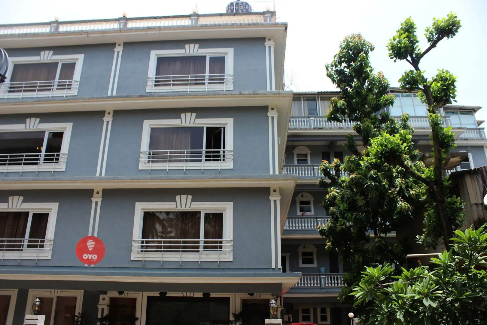 OYO 2303 Hotel Royal Mirage