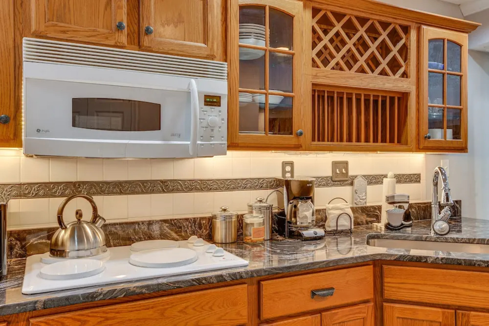 Owings Mills Apartment - 13 Mi to Maryland Zoo!