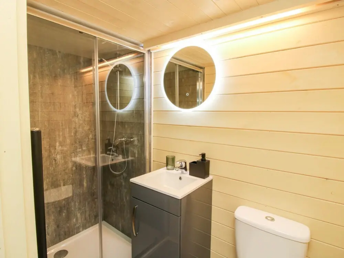 Callow Pod