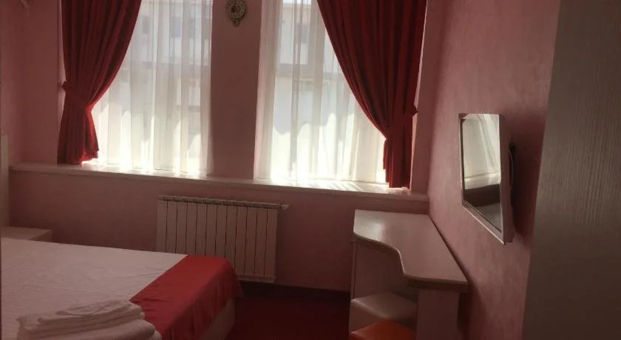 Hamlet Hotel