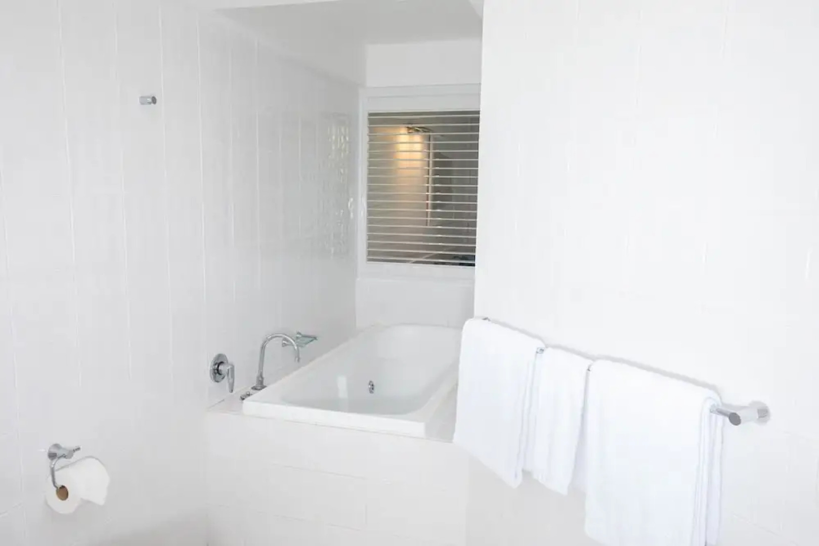 71 Hastings Street - Beachfront