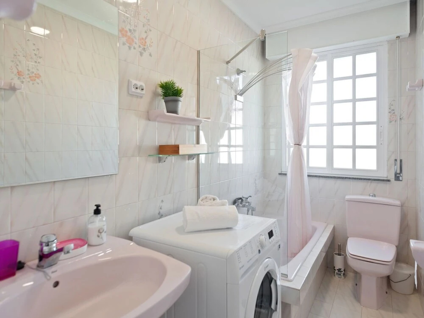 Modern Holiday Home in Porto do Son With Sea Near