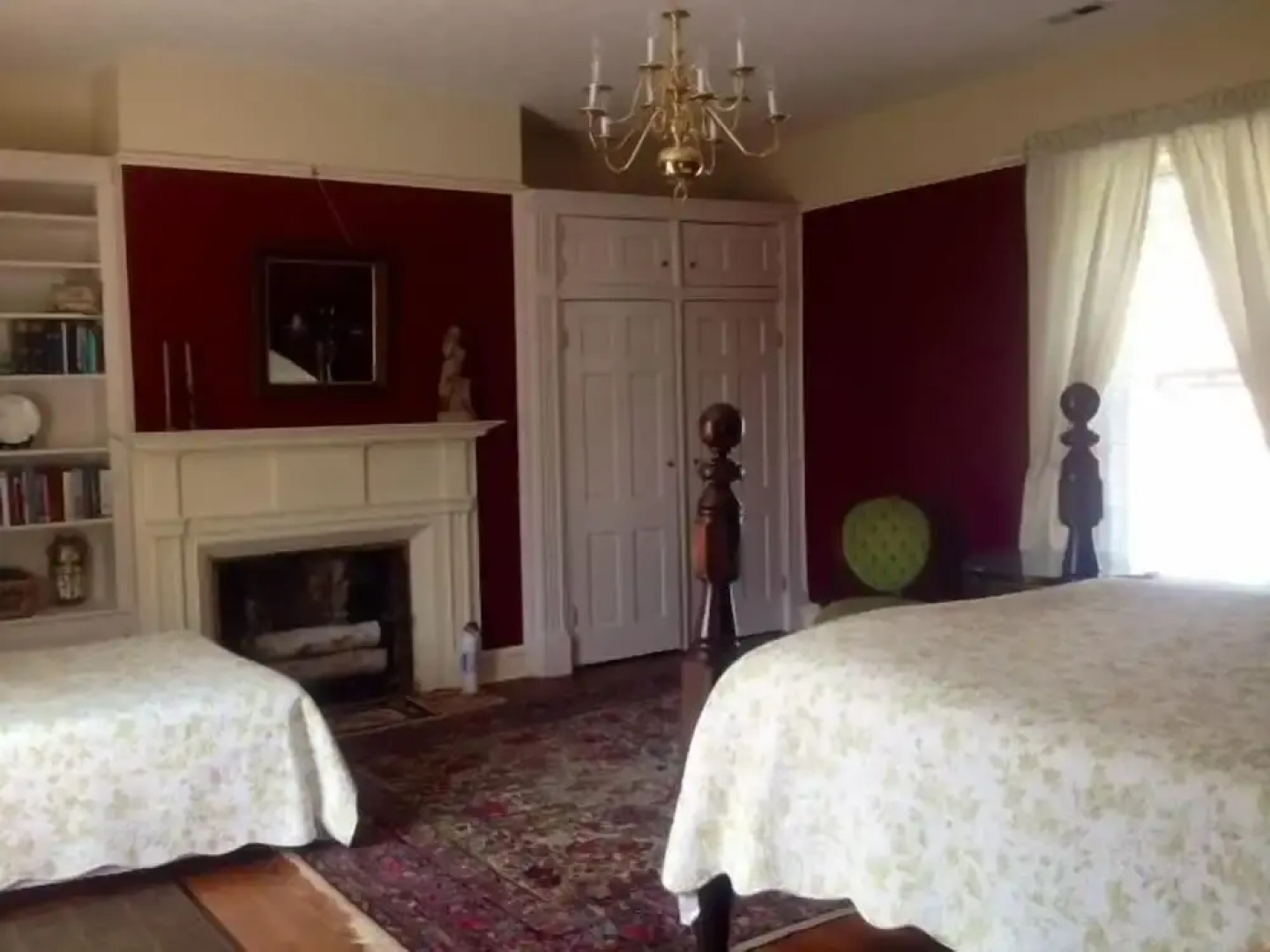 Maysville Manor Bed & Breakfast