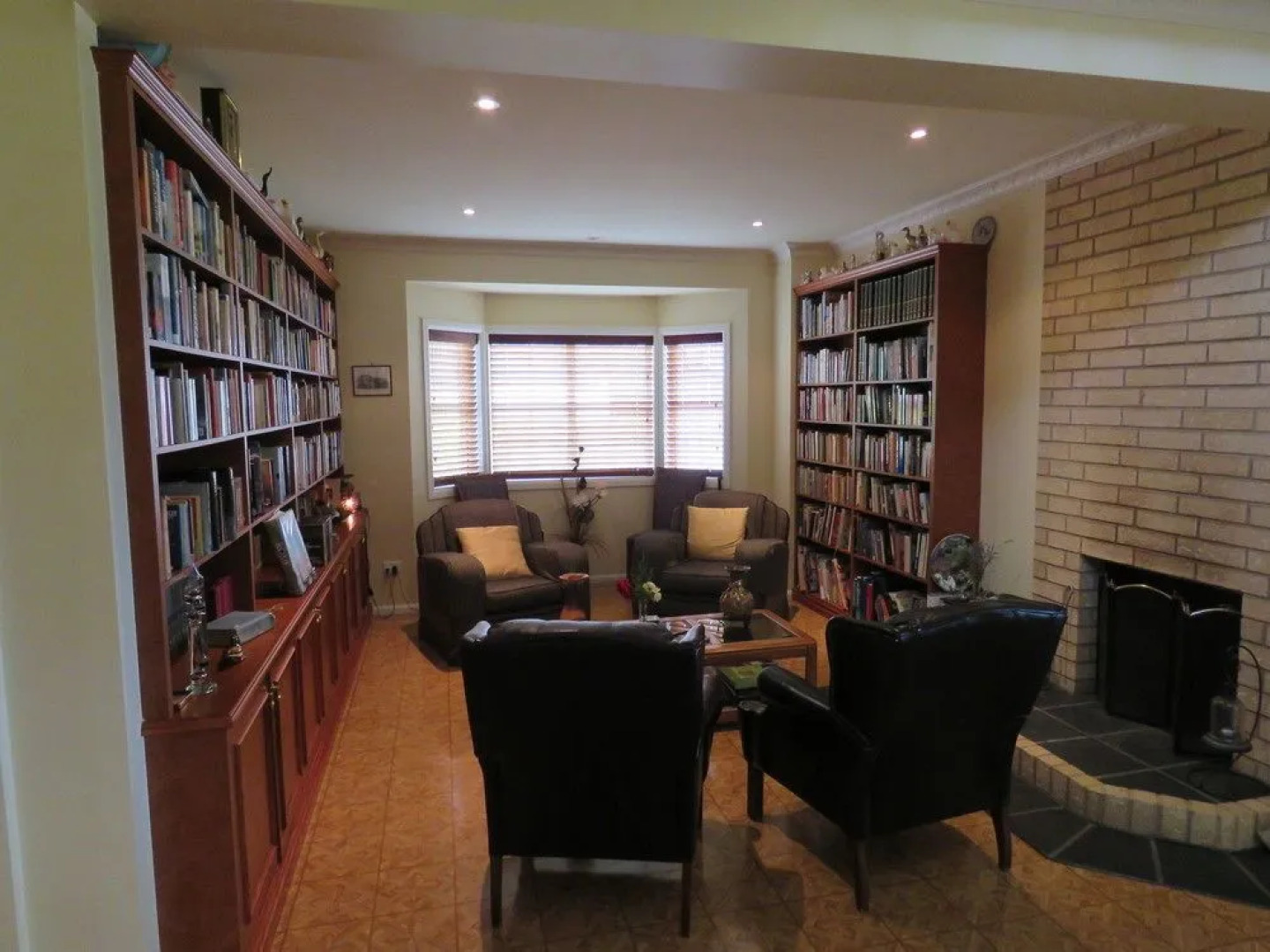 Grovely House Bed & Breakfast