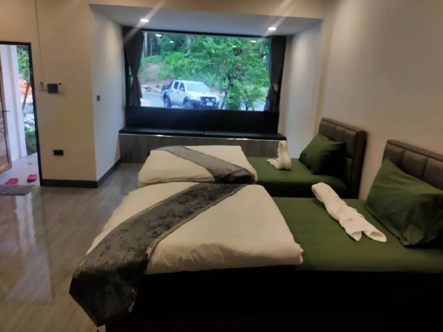 Kingkong Khao Phlai Dam