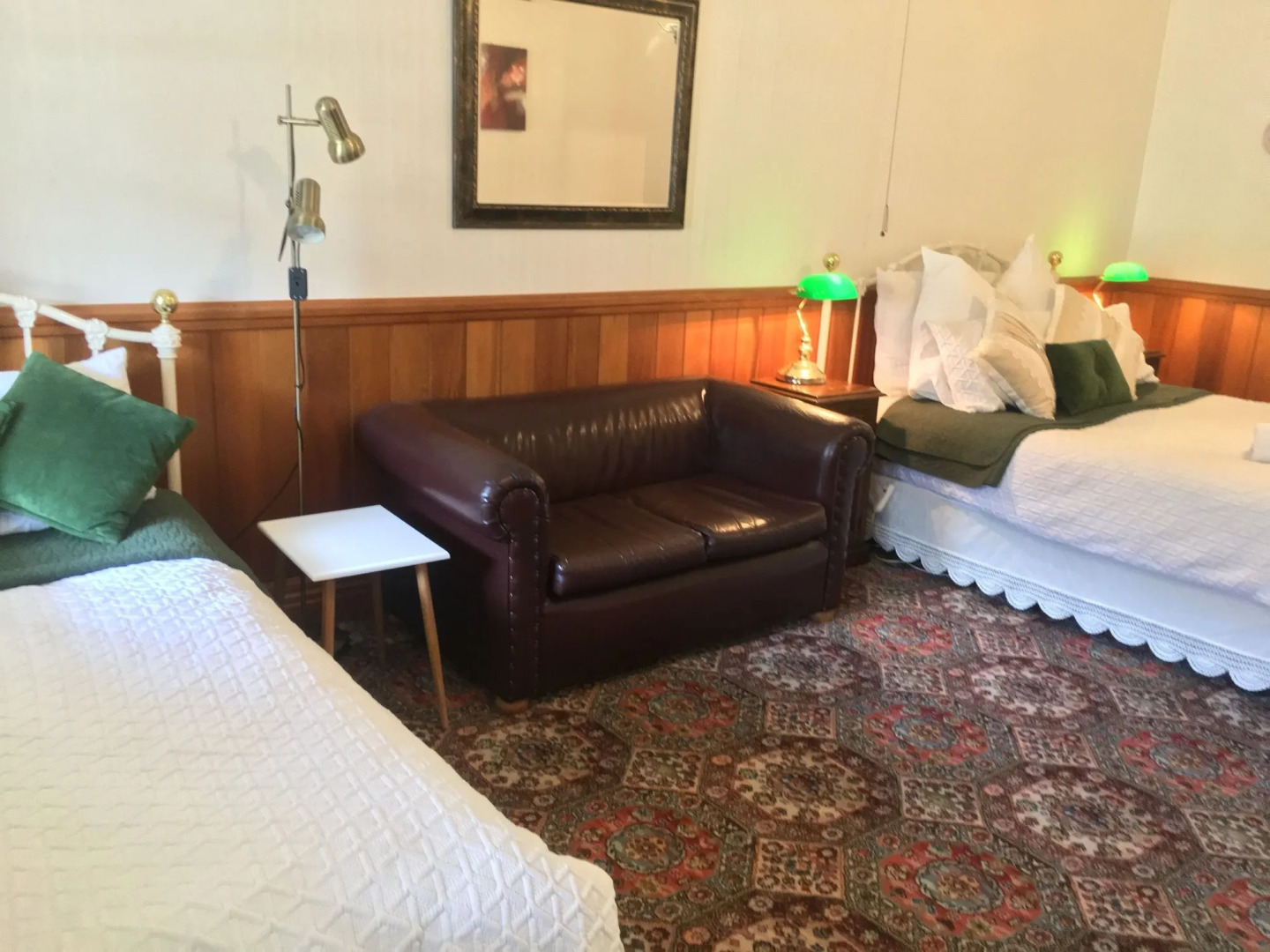 Settlers Cottage Motel