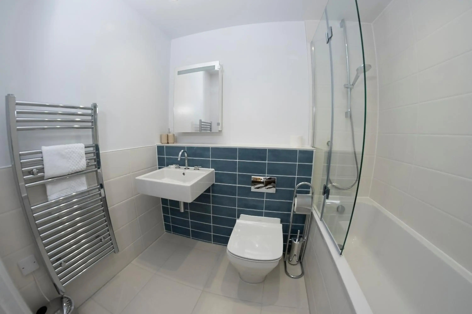 4 Middlecombe - Luxury Apartment at Byron Woolacombe, only 4 minute walk to Woolacombe Beach!