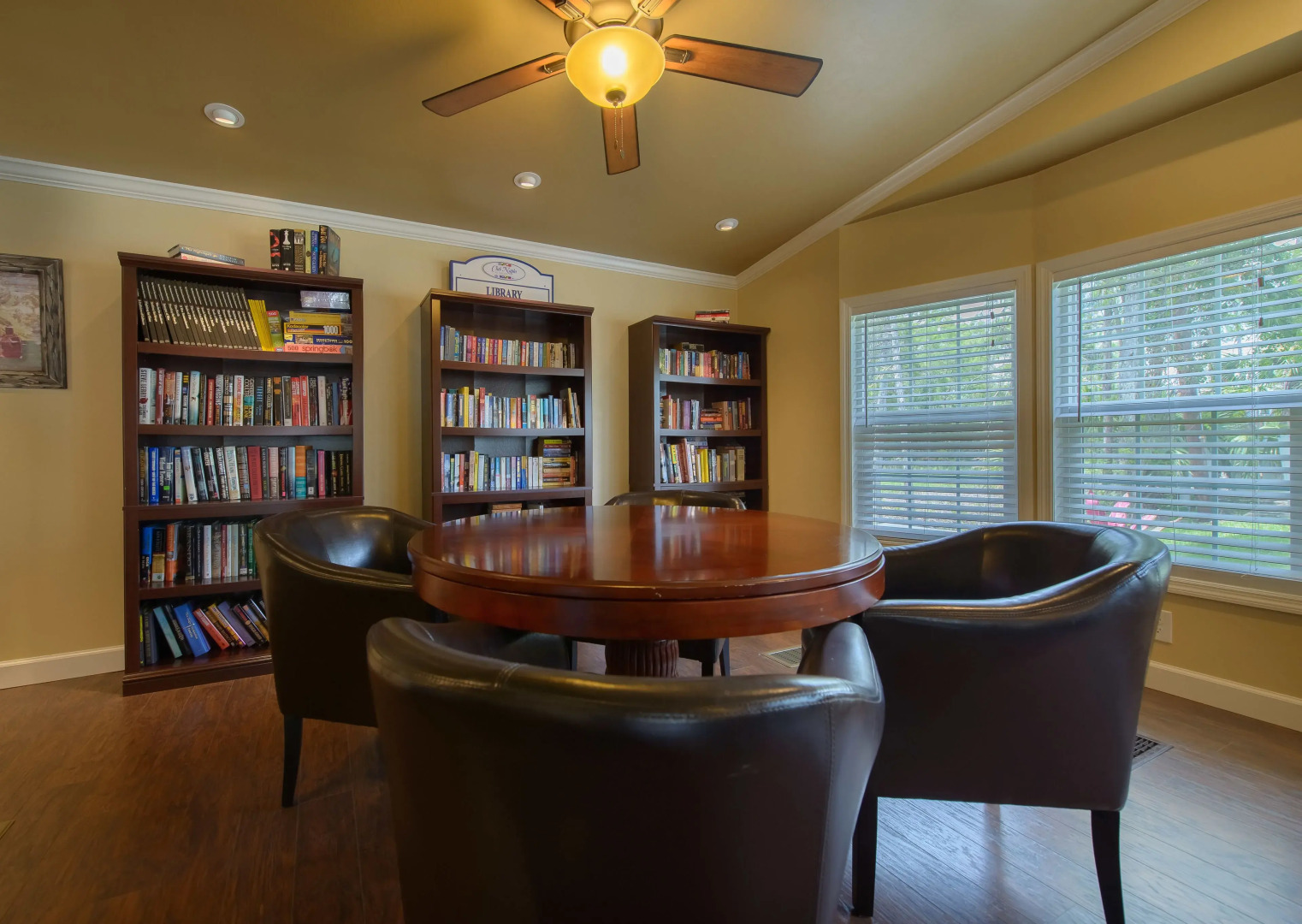 Club Naples RV Resort