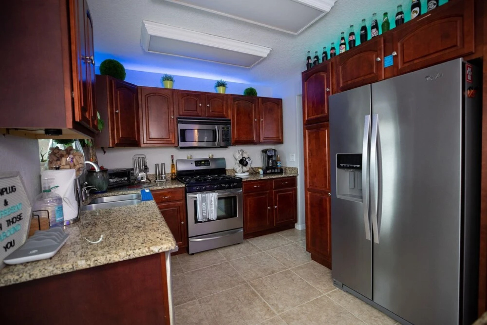 Urban Oasis W/hot Tub, Heated Pool And Private Movie Theater 2 Bedroom Home by RedAwning