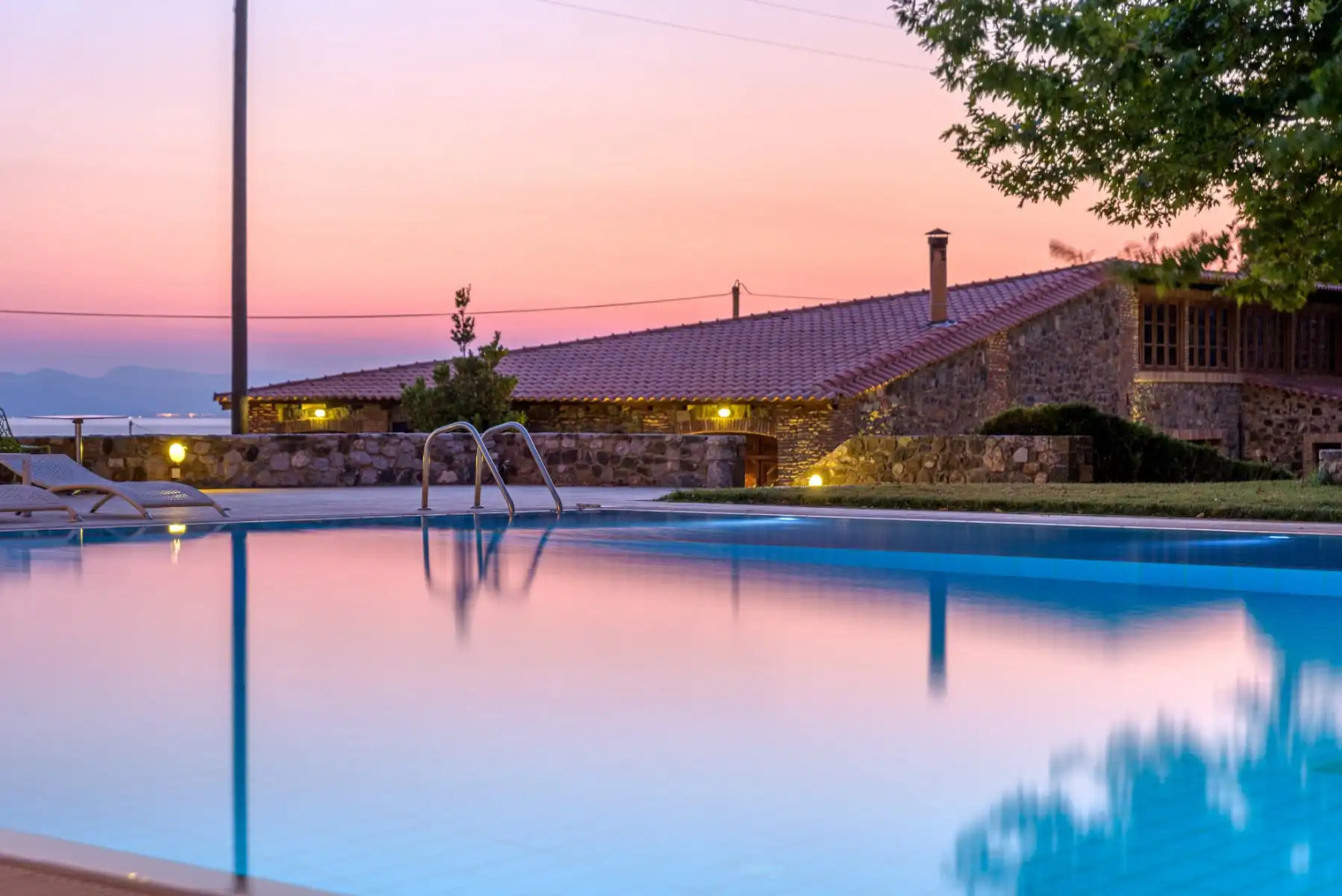 Kaminos Hotel by Nin & Bau