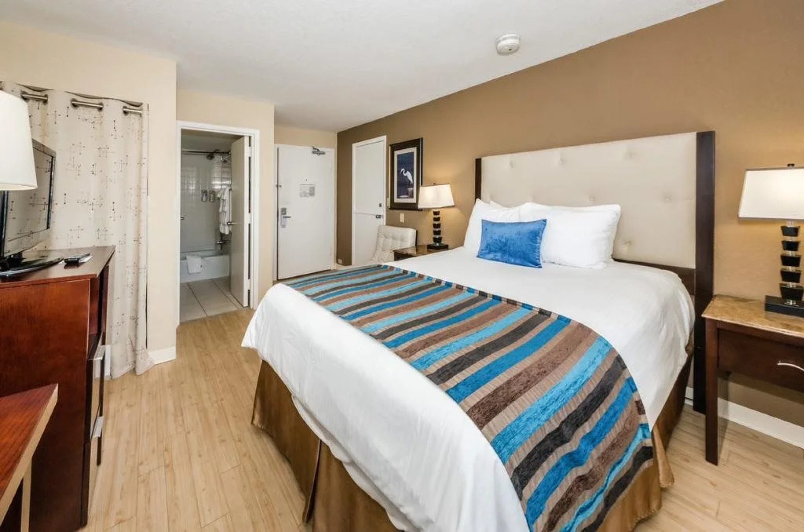 DreamView Beachfront Hotel & Resort