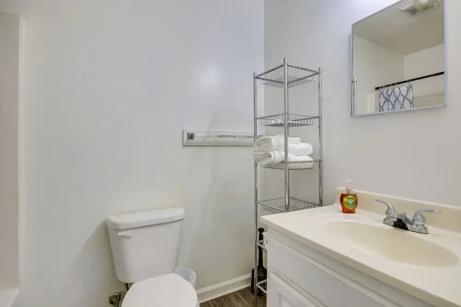 Quaint Orangeburg Townhome Near Hospitals & Campus