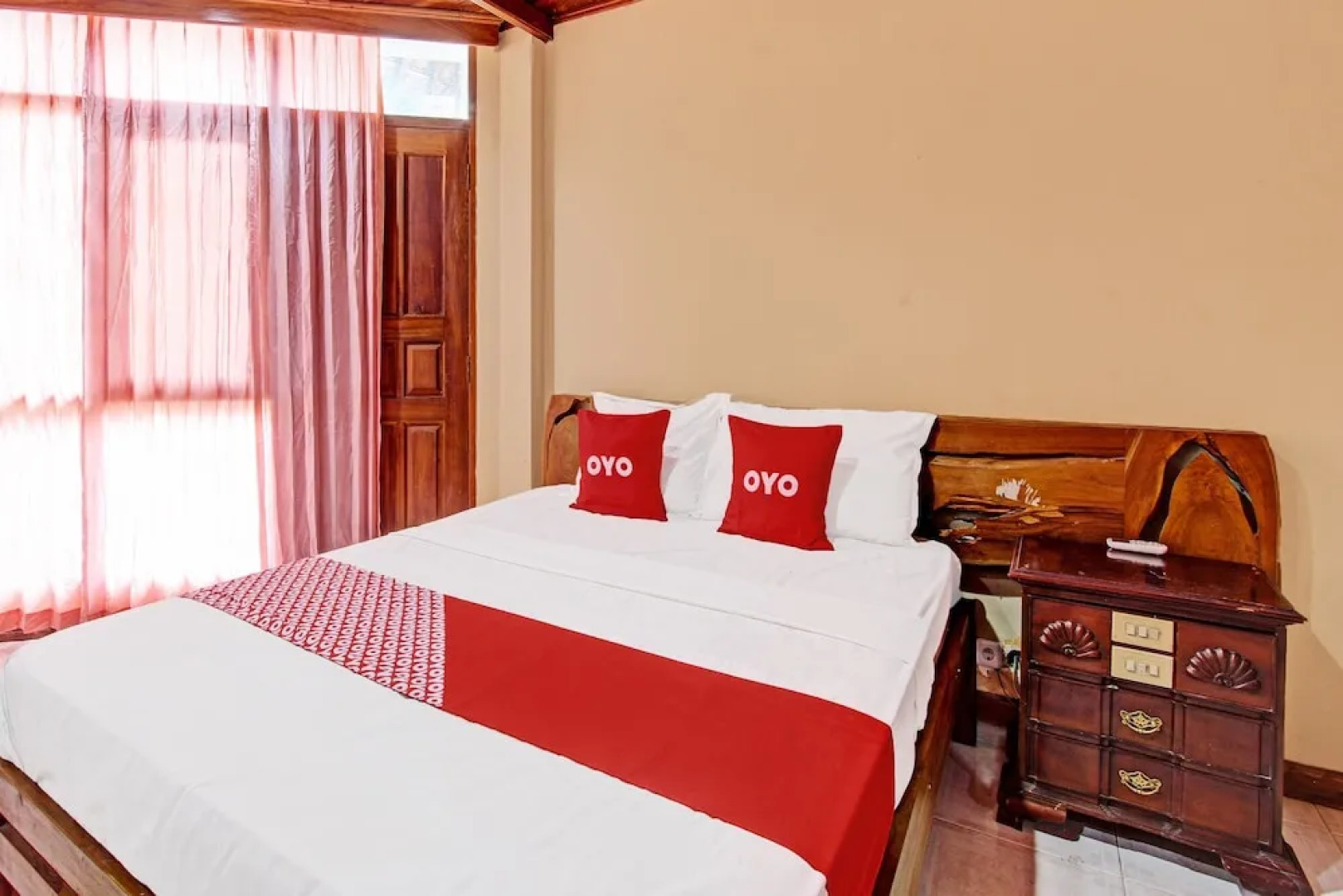 OYO 92329 Sewu Mas Hotel