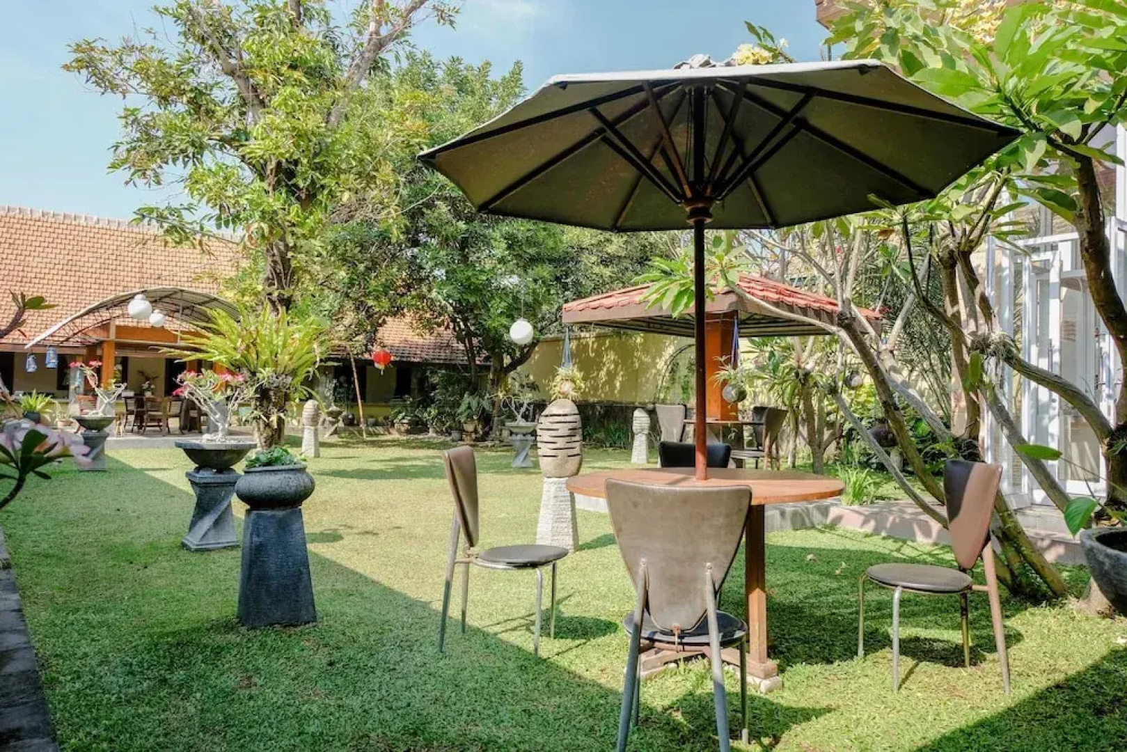 OYO 1190 Ndalem Katong Guest House