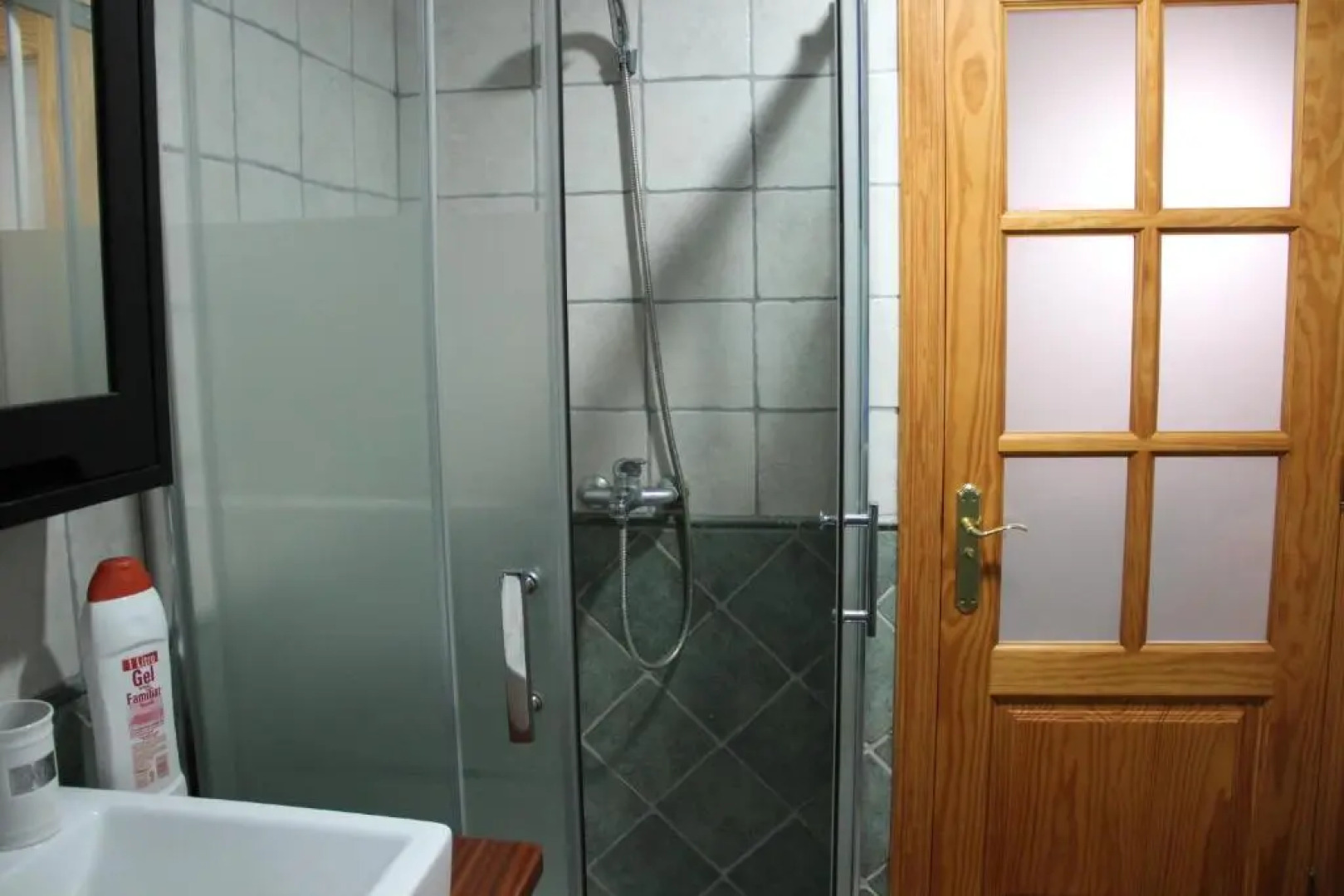 Acogedor apartamento con vista al mar.