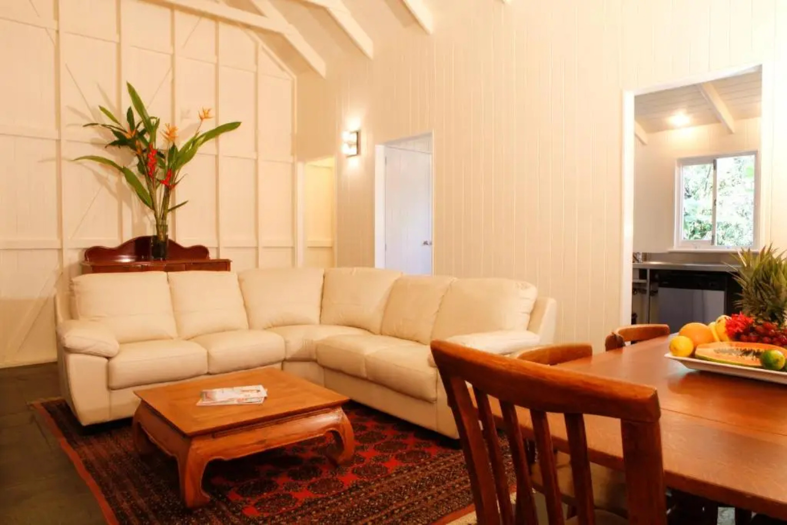 Port Douglas Cottage and Lodge