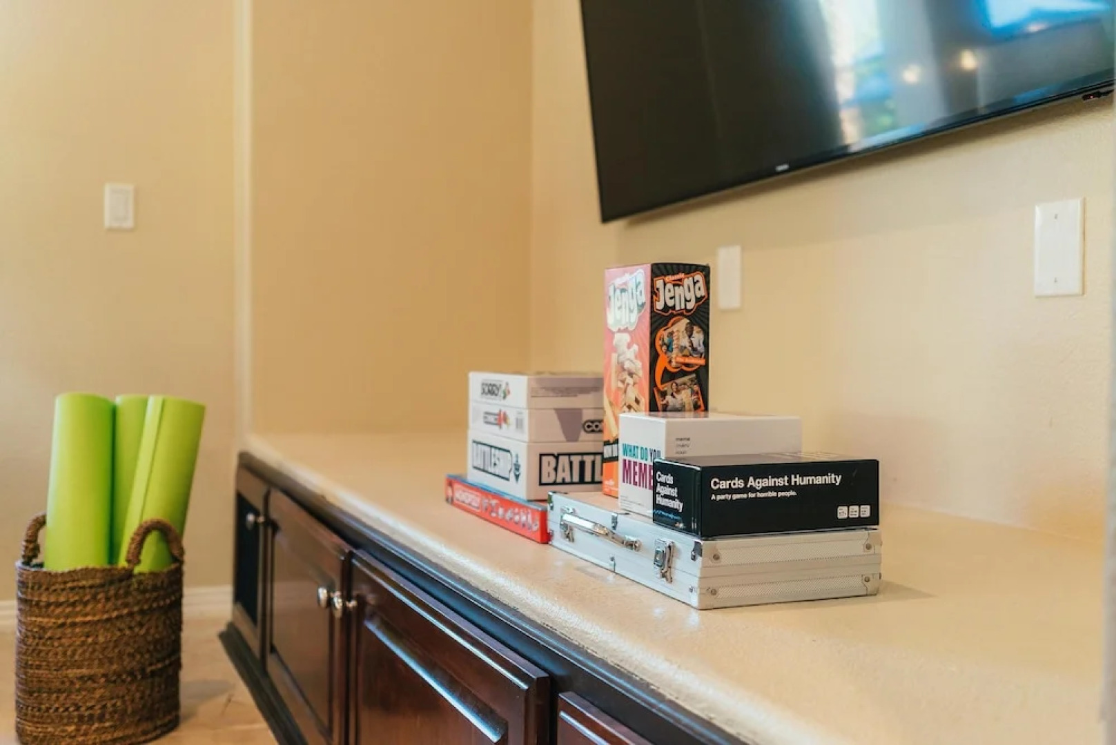 Silverado by AvantStay | WALK TO COACHELLA! Spanish Style Villa in Indio