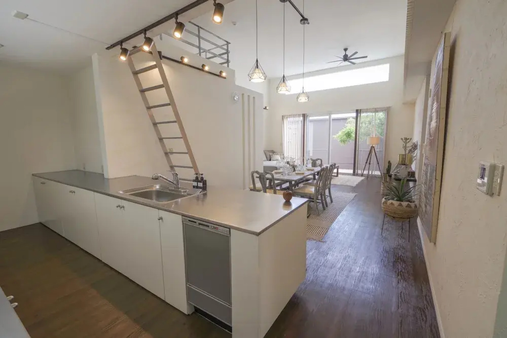 D-and Stay. South Resort Okinawa