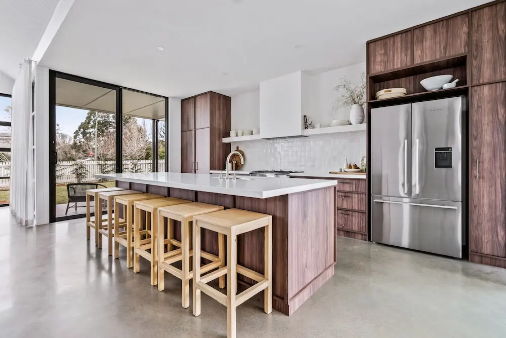 Maple Suite, Berry - by Linnaeus Collection