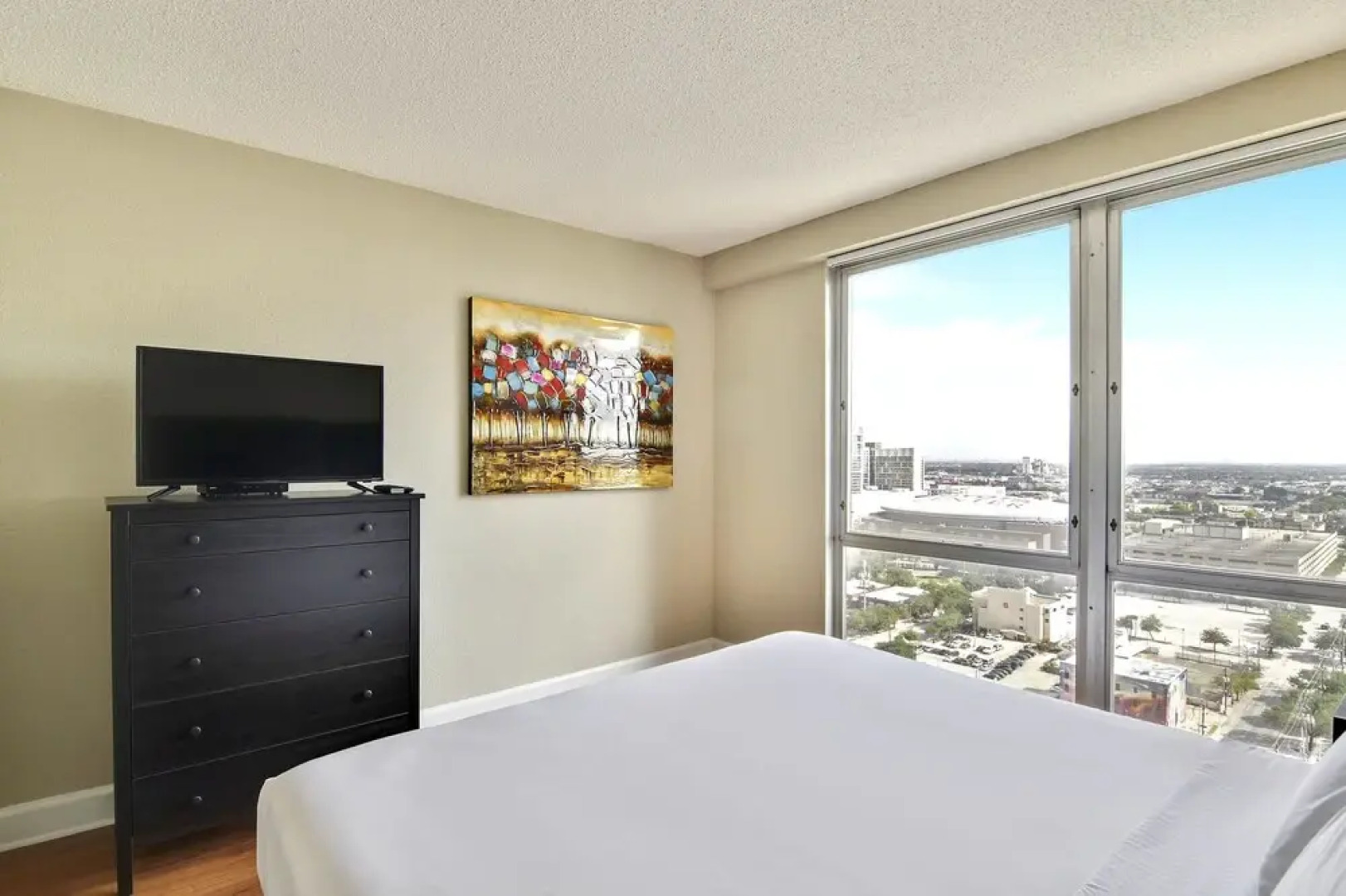 Stay Alfred on Fannin Street