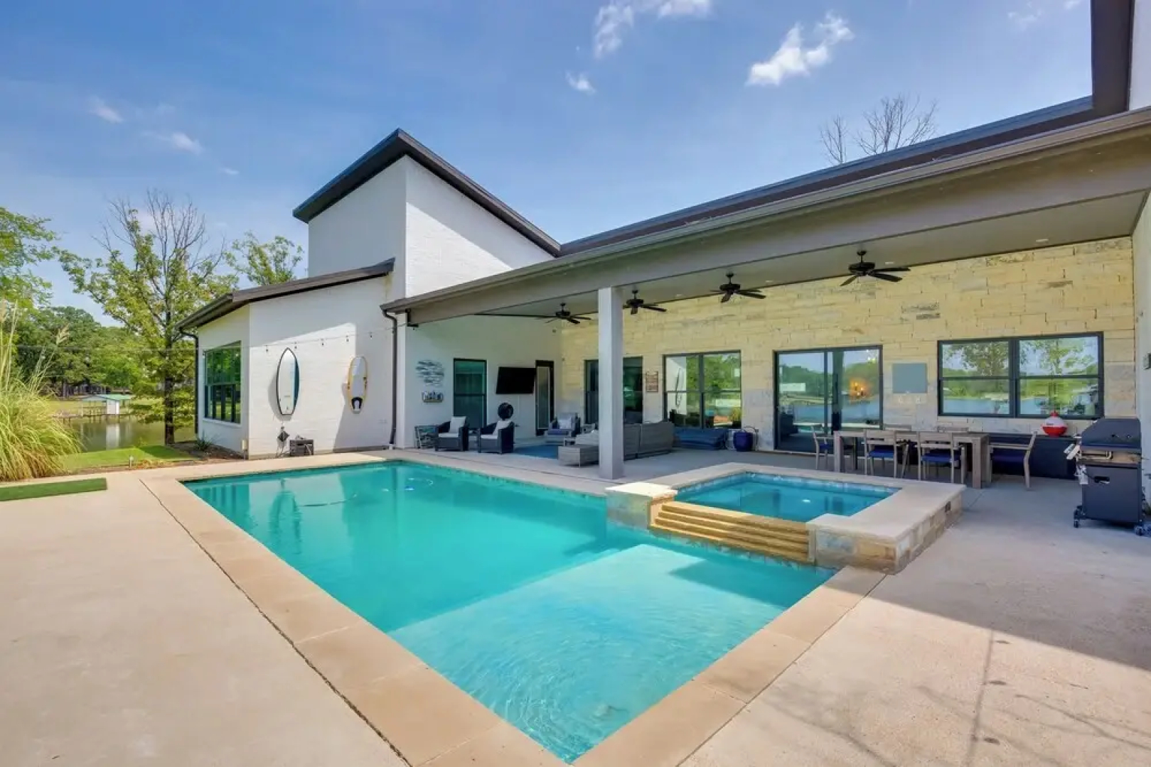 On Cedar Creek Reservoir: Malakoff Home w/ Pool!