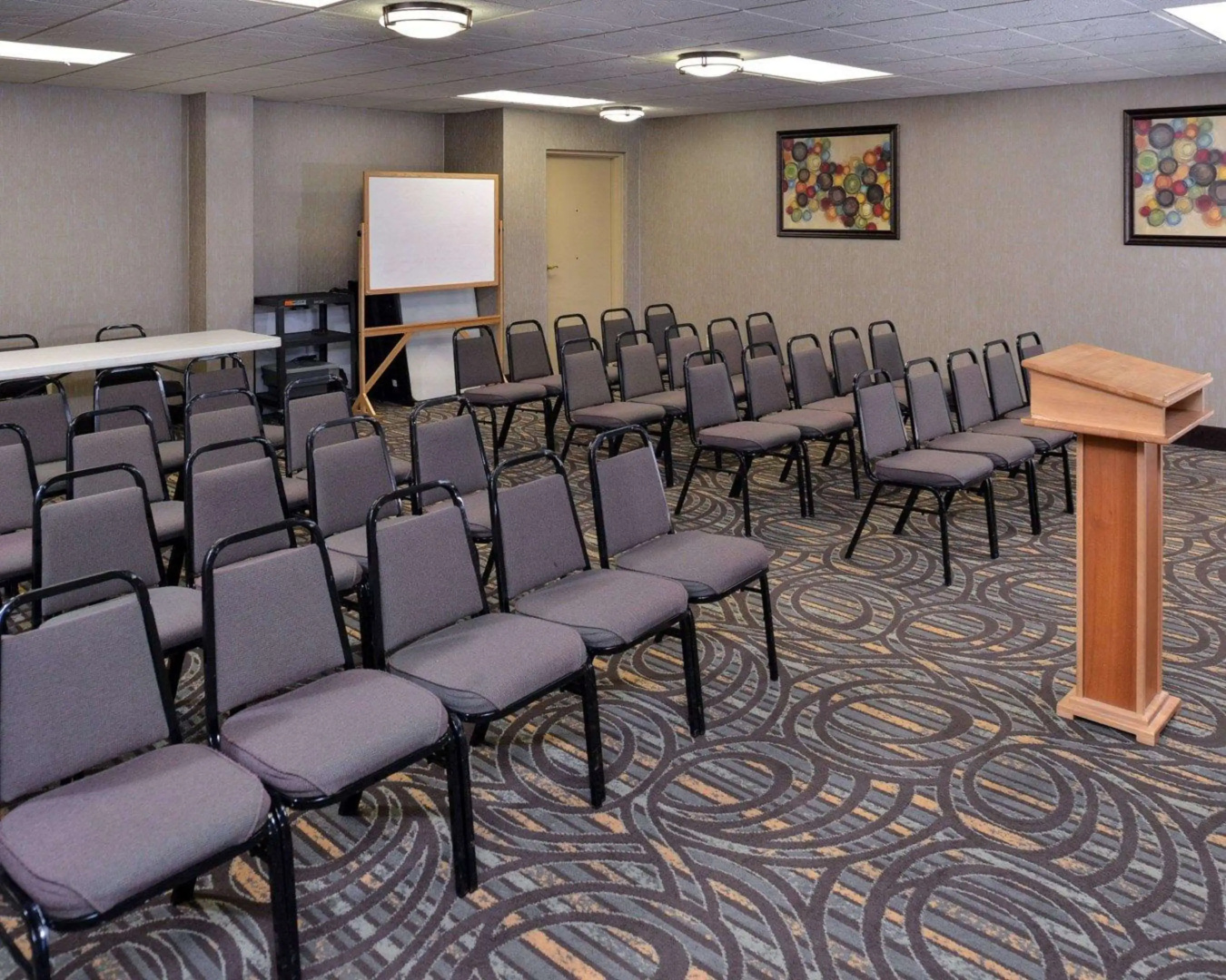 Comfort Inn & Suites at Stone Mountain