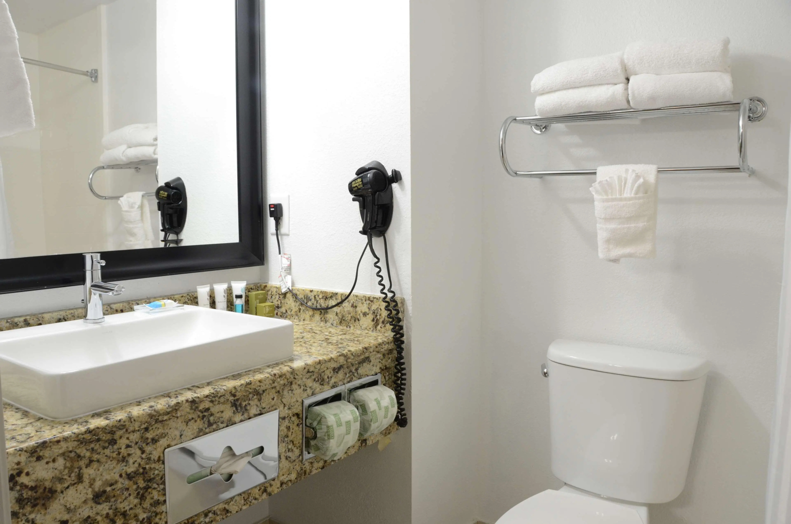 Country Inn & Suites by Radisson, Buford at Mall of Georgia, GA