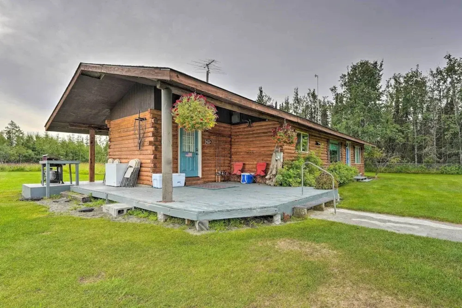 Soldotna Home Near Kenai River & Wildlife Refuge!