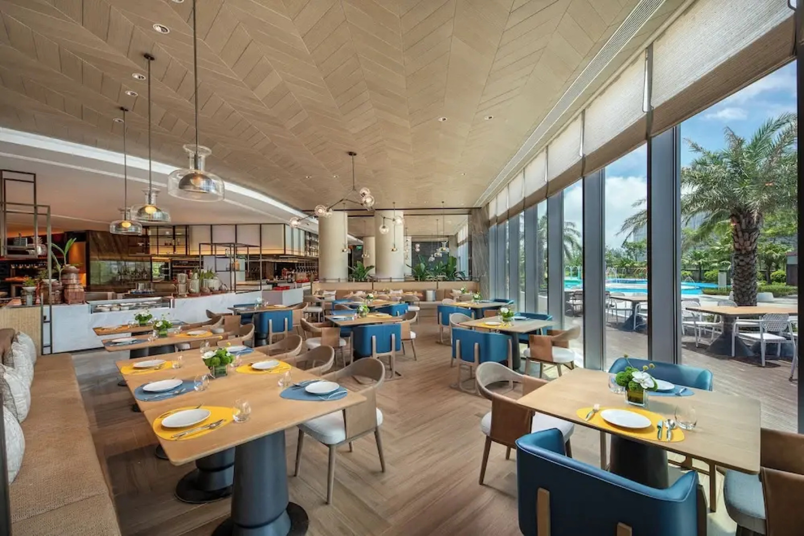 HUALUXE Resort Beihai Silver Beach by IHG