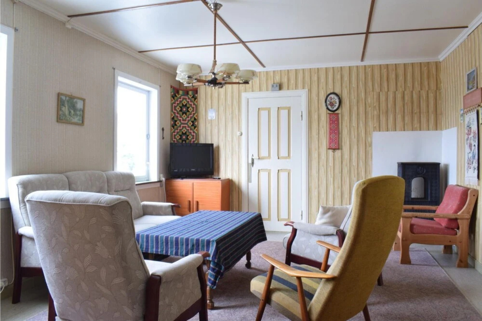 Nice Home in Lavik With Wifi and 5 Bedrooms