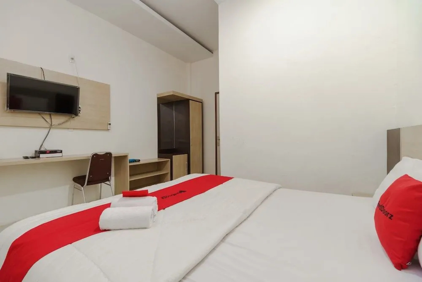 RedDoorz Syariah near Baiturrahman Aceh