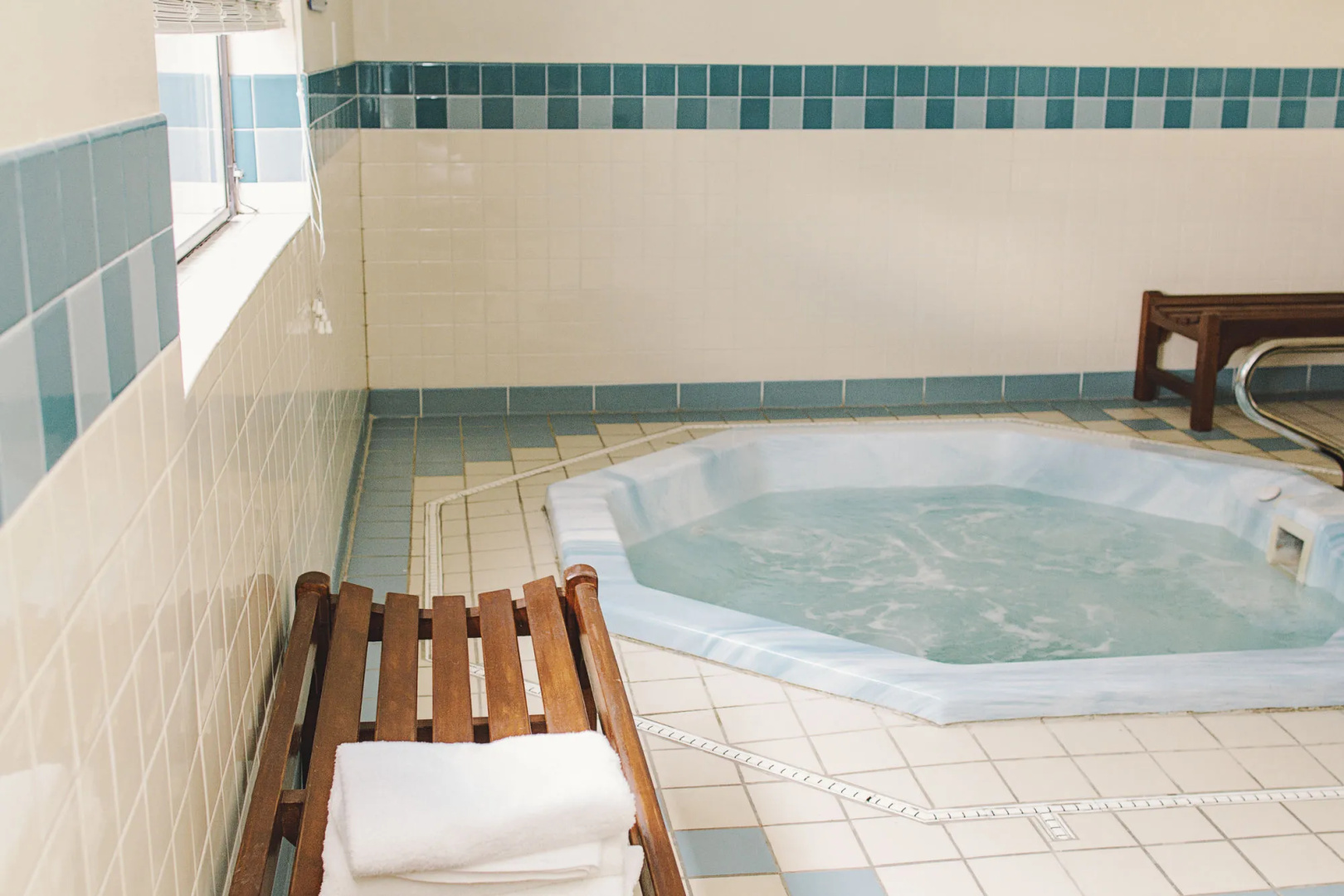 Lavissh Inn & Suites